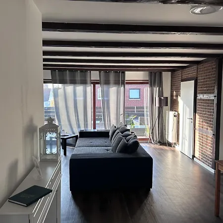 Schoenes Apartment Mit Dachterrasse Oldenburg Exterior photo